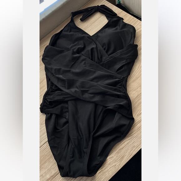 Cleo Cora Women's Black One Piece Swimsuit - Tummy Control Bathing Suit NWT XL - Picture 3 of 5
